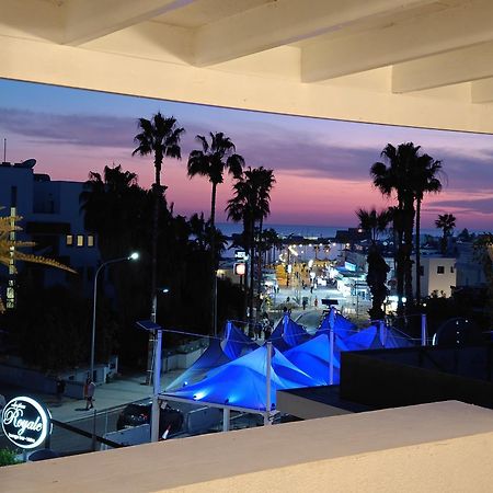Apartamento Blue Coast Semeli By The Sea Paphos Exterior foto